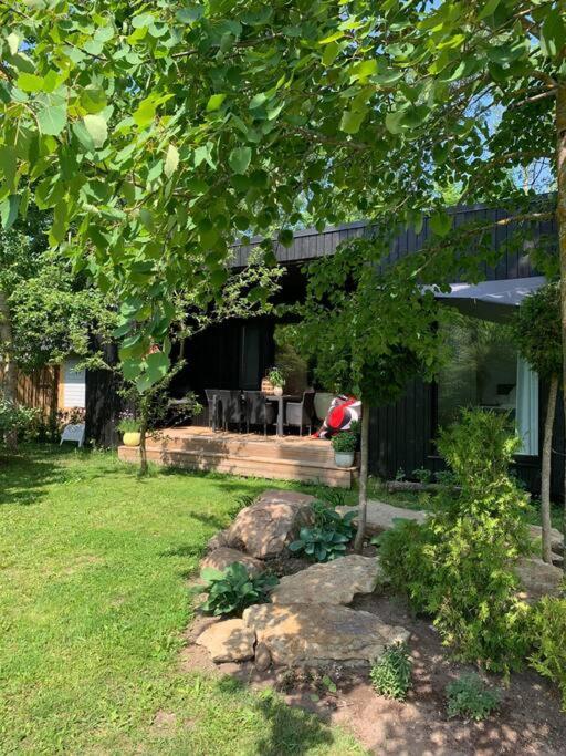 Small Cozy 3-Room House With Terrace & Large Garden Ilmandu Zewnętrze zdjęcie