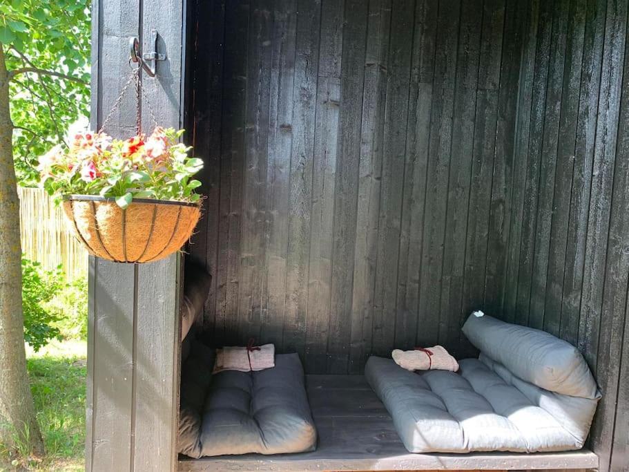 Small Cozy 3-Room House With Terrace & Large Garden Ilmandu Zewnętrze zdjęcie